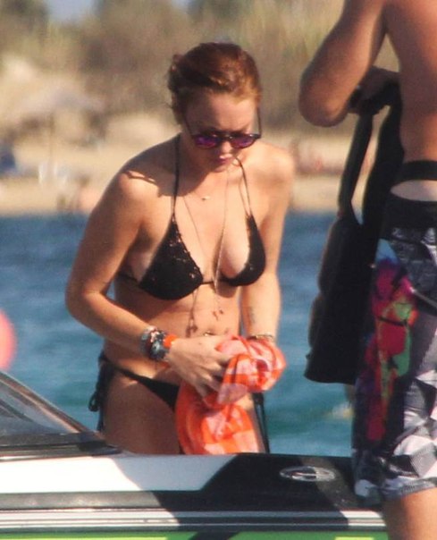 Lindsay Lohan – Bikini Candids in Greece