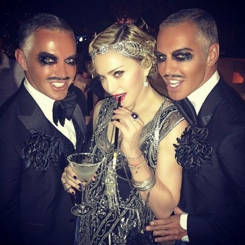 Мадонна отметила 56-й день рождения в стиле 20-х