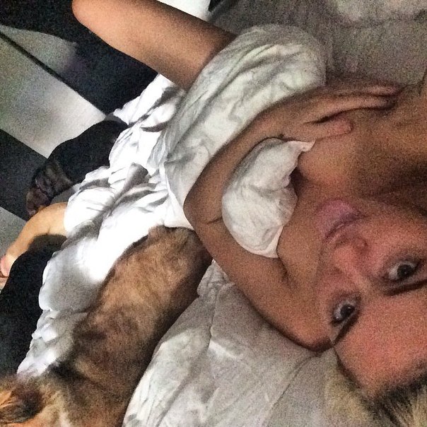 Майли Сайрус продолжает эпатировать!