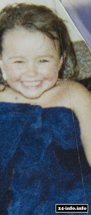 Женщина превратила себя в карикатуру