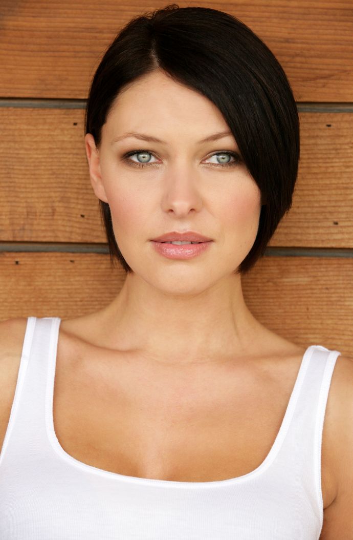 Эмма Уиллис (Emma Willis) в фотосессии Рэйчел Джозеф