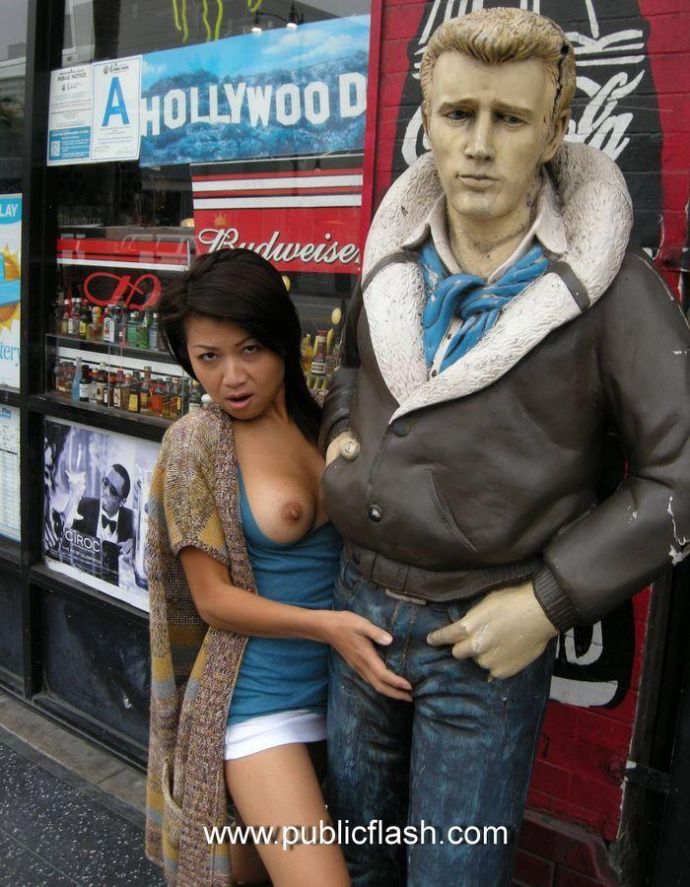 Голая баба среди зеков - Эроприколы