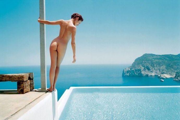 Жопа всегда найдет себе приключение - Эроприколы