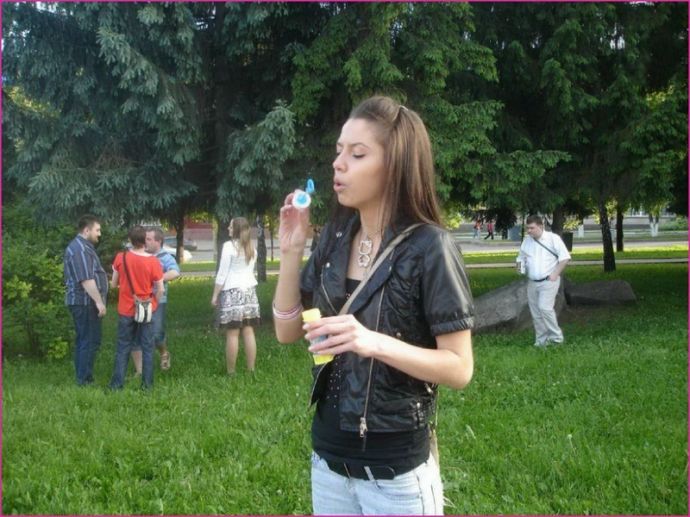 Частные фотографии хрупкой девушки