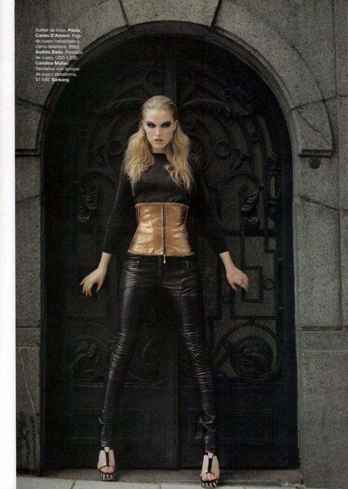 Раздетая Dana Drori - Harpers Bazaar February 2012 Argentina