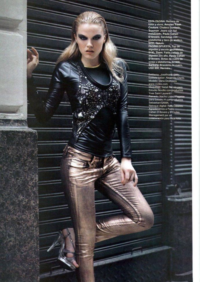 Раздетая Dana Drori - Harpers Bazaar February 2012 Argentina