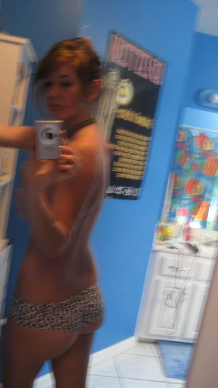 11 любительских фото девушек