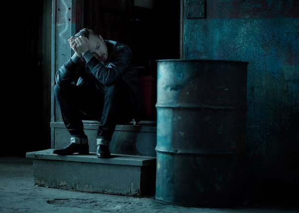 Аарон Пол на фотосессии для 136-го номера журнала