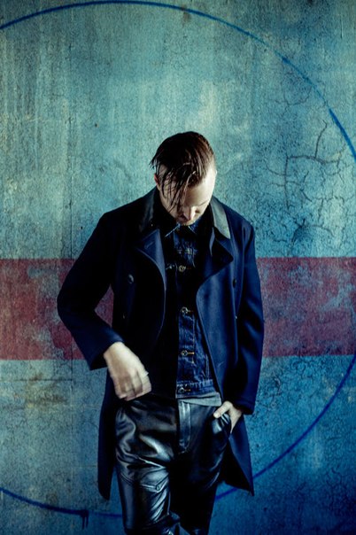 Аарон Пол на фотосессии для 136-го номера журнала