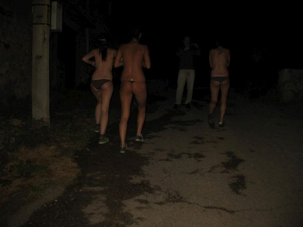 Девчонки на отдыхе - (сиськи фото)