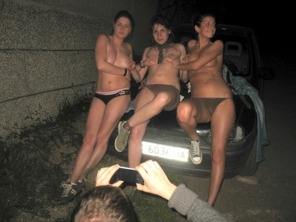 Девчонки на отдыхе - (сиськи фото)