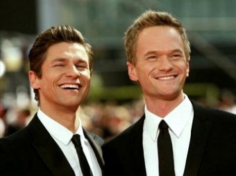 Дэвид Бартка и Нил Патрик Харрис сыграли свадьбу