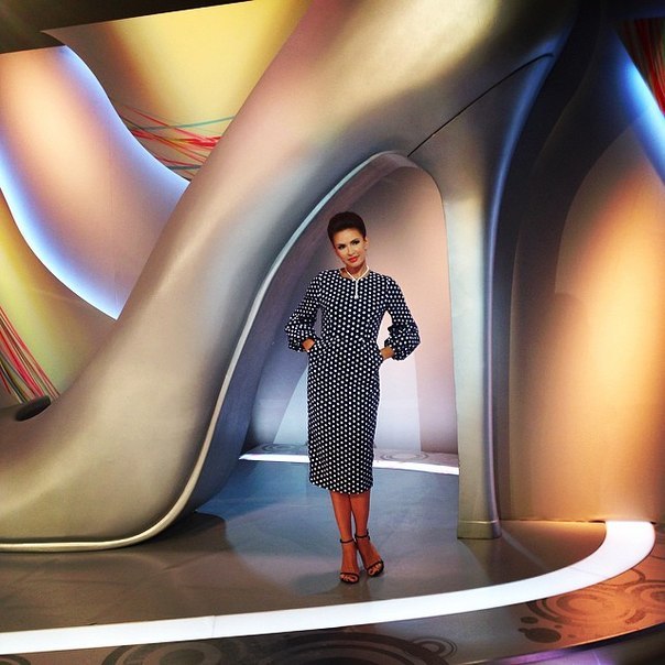 Эвелина Бледанс стала ведущий