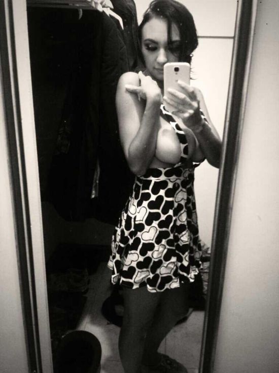 Ирина Иванова - пышногрудая звезда социальных сетей