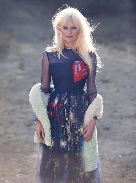 Кирстен Данст на фотосессии для сентябрьского номера