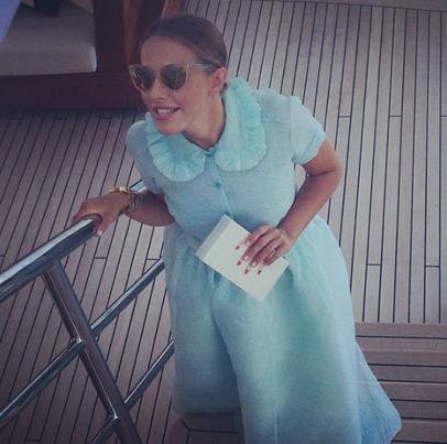 Ксения Собчак очень любит очки!