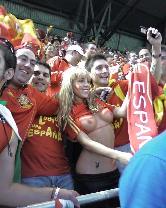 Мечта любого трахтариста, Куча голых баба. - Эроприколы