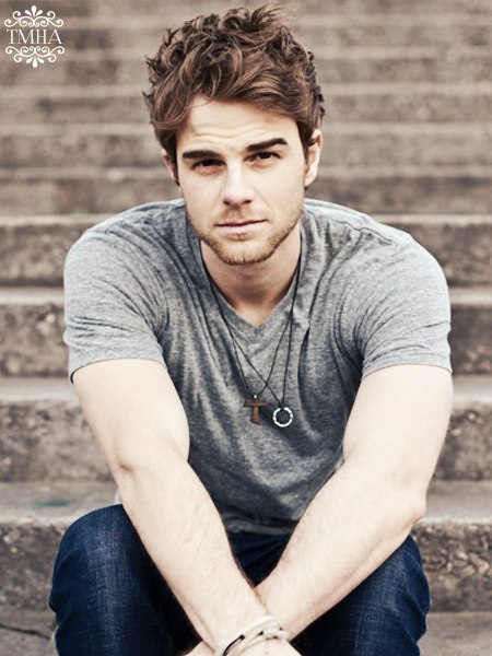 Натаниэль Бузолич