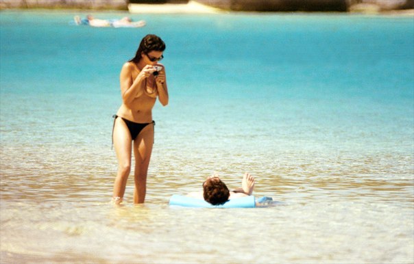 Penelope Cruz - Topless At A Beach In Virgin Island
