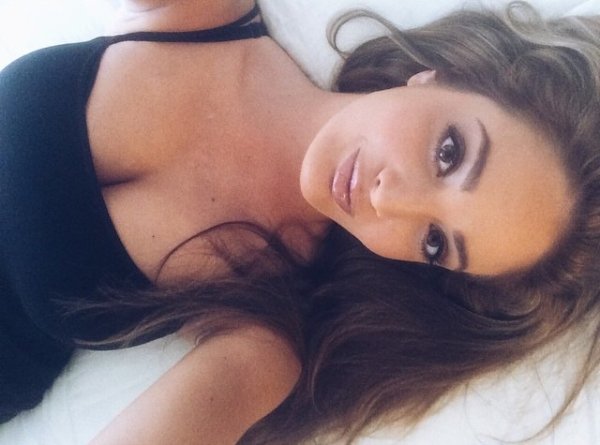 Постельные фотографии девушек