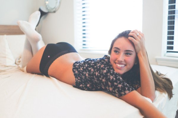 Постельные фотографии девушек