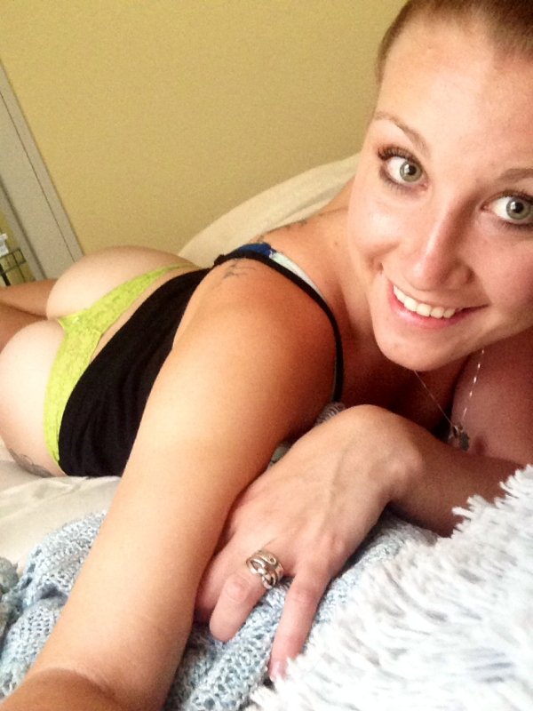 Постельные фотографии девушек