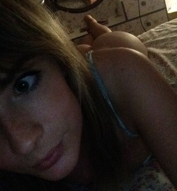 Постельные фотографии девушек