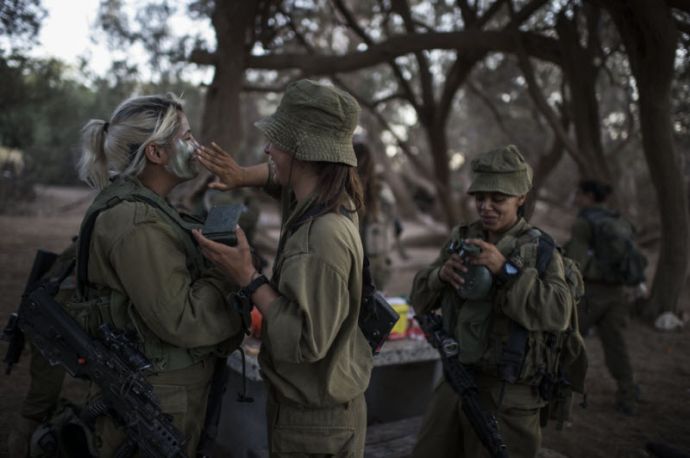 Девушки в армии Израиля