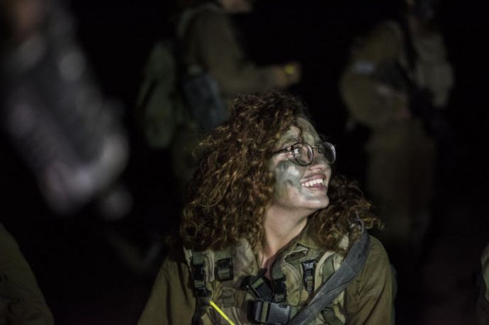 Девушки в армии Израиля