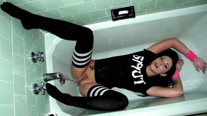 Эроприколы - Сардельки в виде мужского члена