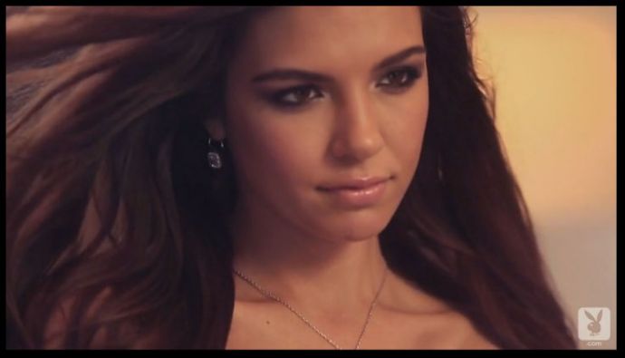 Jessica Ashley легкий стриптиз | Playboy