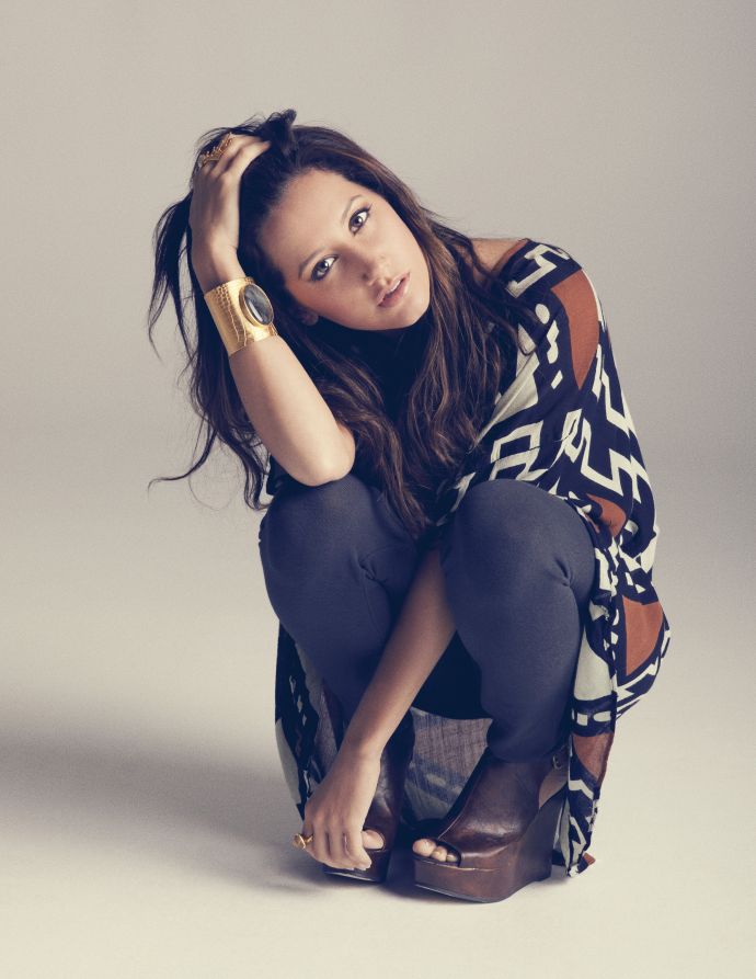 Эшли Тисдейл (Ashley Tisdale) в фотосессии для журнала