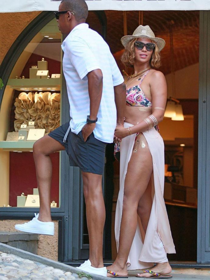 Звёздная пара на отдыхе