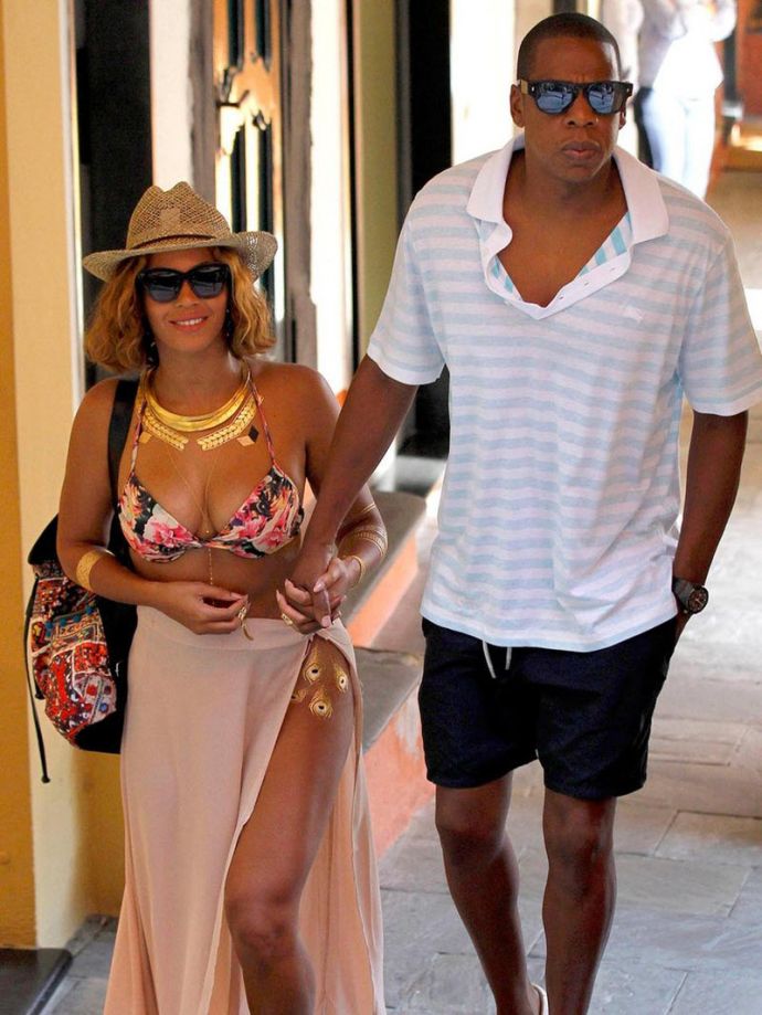 Звёздная пара на отдыхе