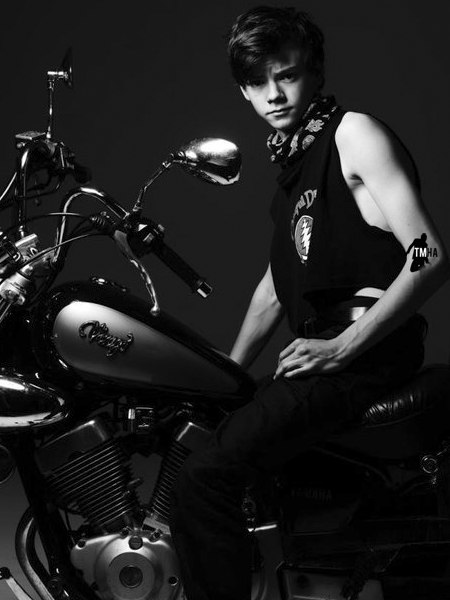 Томас Сэнгстер (Thomas Sangster) - Фото