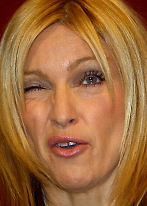 Знаменитости с обложек глянцевых журналов.