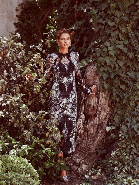 Bianca Balti by Tim Zaragoza for Emirates Woman September