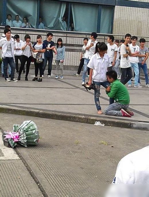 Девушка отказалась встречаться с китайским парнем