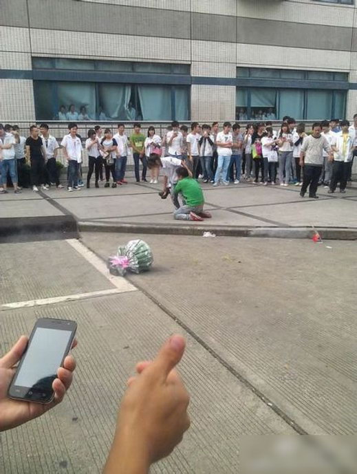 Девушка отказалась встречаться с китайским парнем