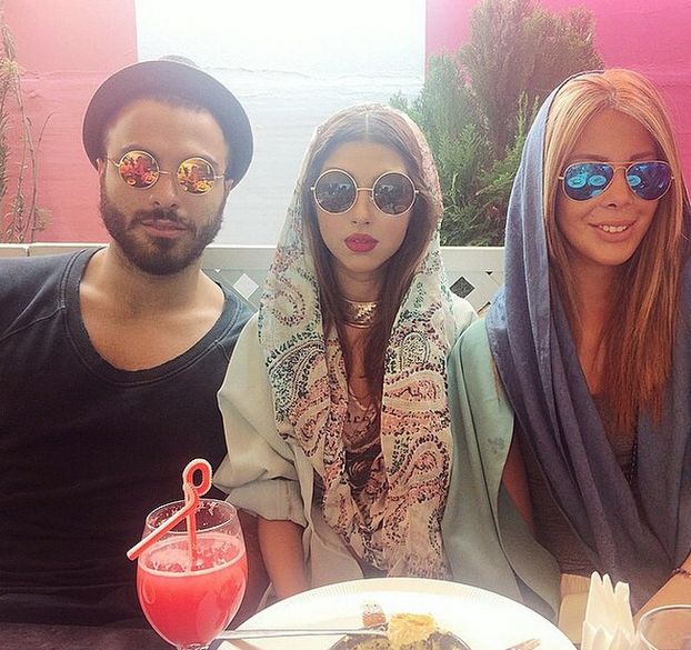 Фото гламурных иранских барышень со скандального инстаграм-аккаунта Фото гламурных иранских барышень со скандального инстаграм-аккаунта