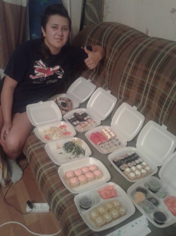 Ровные пацанчики отдыхают в неформальной обстановке Ровные пацанчики отдыхают в неформальной обстановке