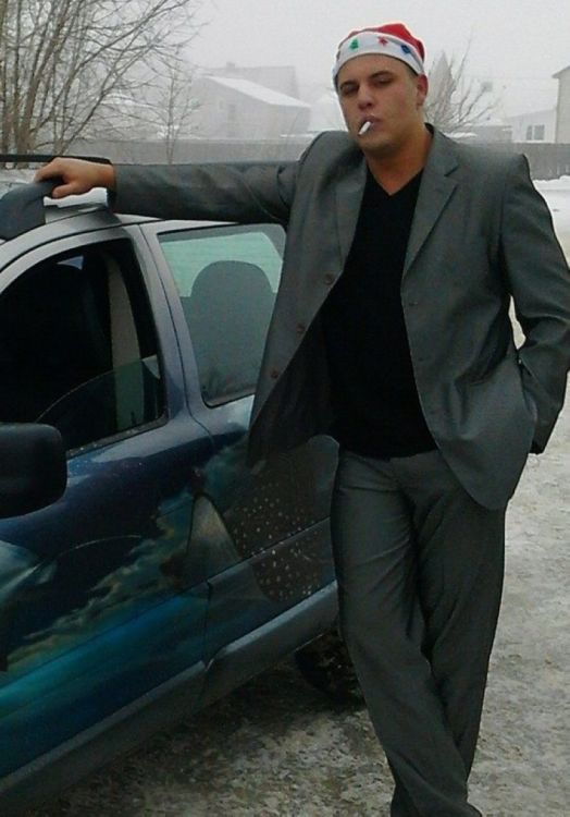 Ровные пацанчики отдыхают в неформальной обстановке Ровные пацанчики отдыхают в неформальной обстановке