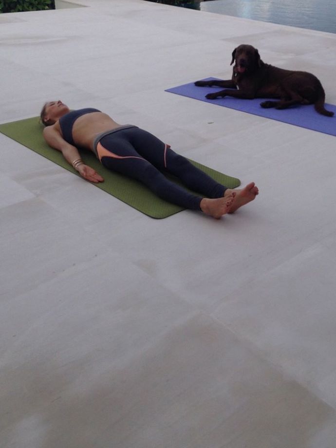 Анна Курникова продемонстрировала фигуру в бикини