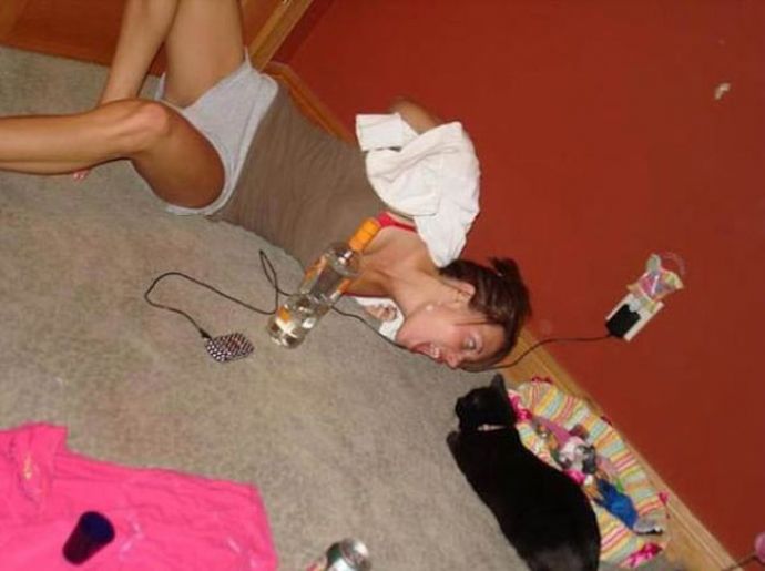 Сексуальные девушки отрываются на вечеринках (40 фото)