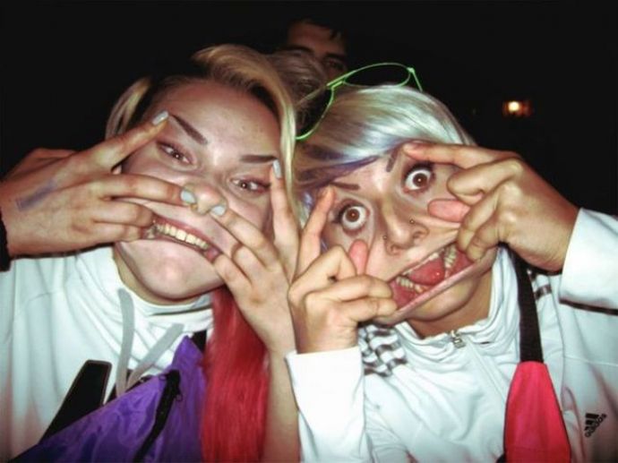 Сексуальные девушки отрываются на вечеринках (40 фото)