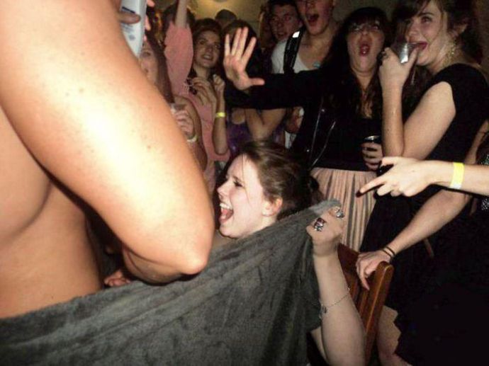 Секс битва киска на киску - Эроприколы