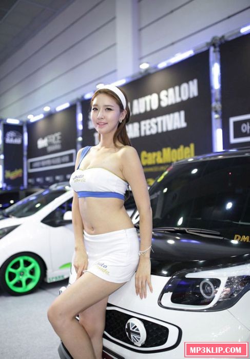 Девушки с автовыставки в Сеуле (43 фото) Девушки с автовыставки в Сеуле (43 фото)