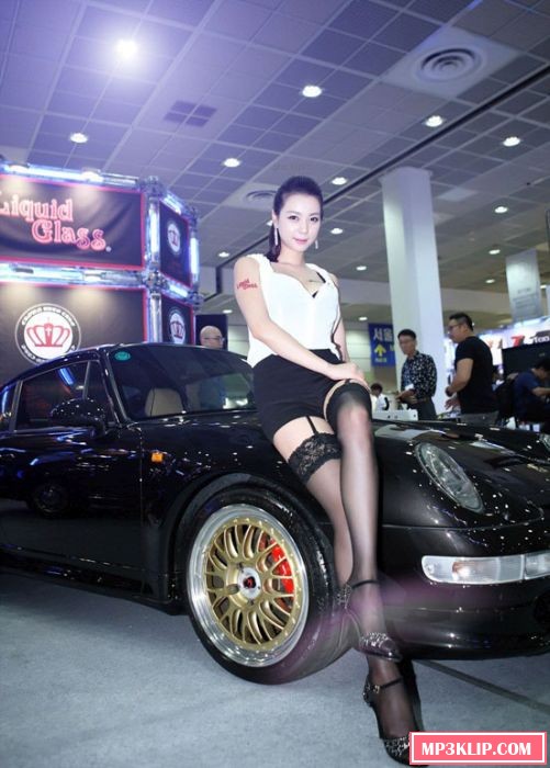Девушки с автовыставки в Сеуле (43 фото) Девушки с автовыставки в Сеуле (43 фото)