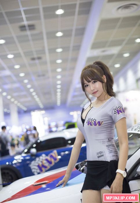 Девушки с автовыставки в Сеуле (43 фото) Девушки с автовыставки в Сеуле (43 фото)