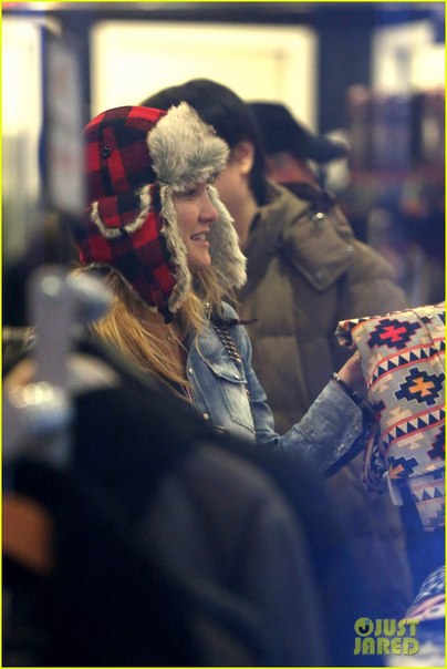 Кейт Хадсон и Мэтт Беллами на горнолыжном курорте